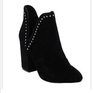 STEVE MADDEN suede studded booties